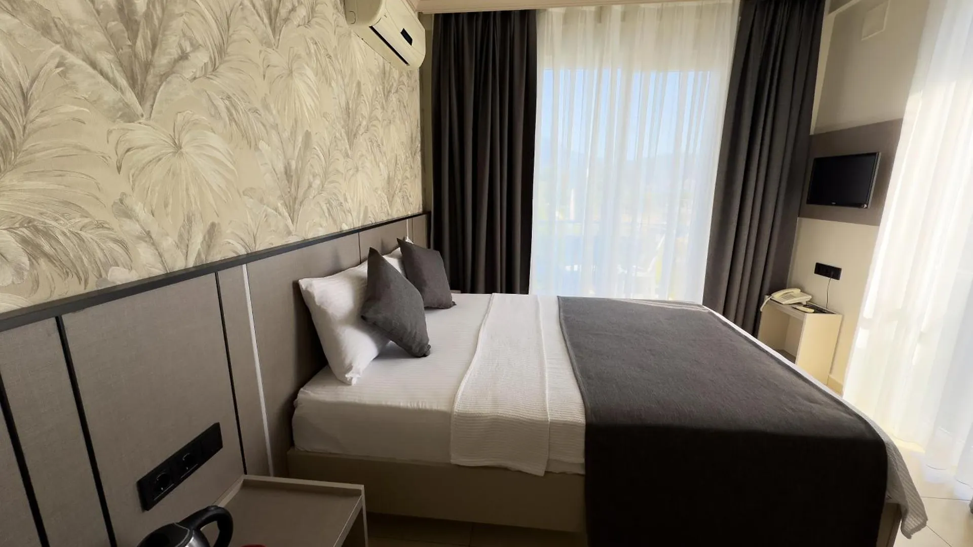 Sardunya Hotel Фетхие